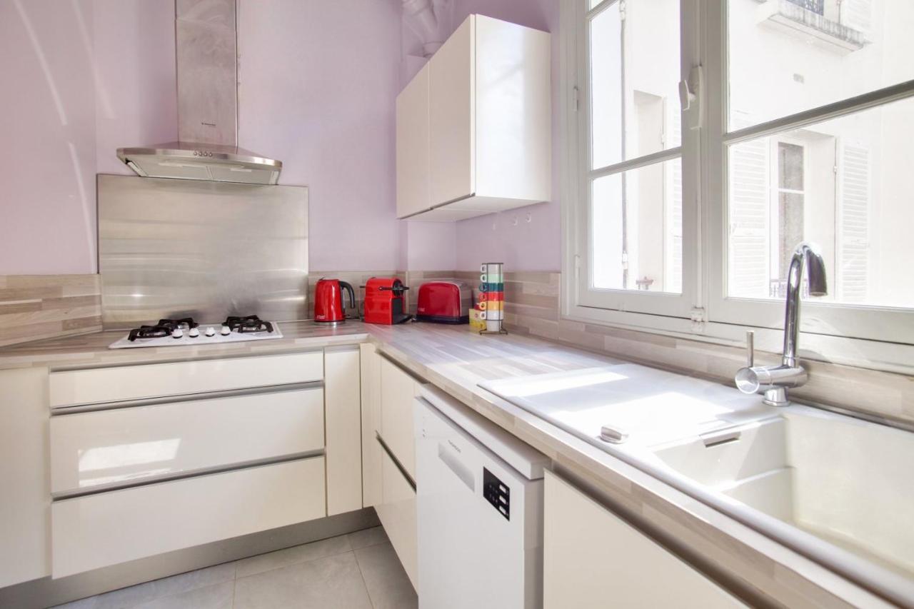 2 Bedrooms Tour Eiffel Rapp París Exterior foto